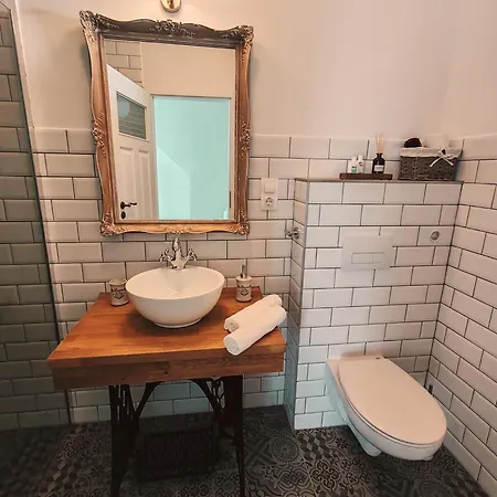 Elisoria Superiors Affittacamere