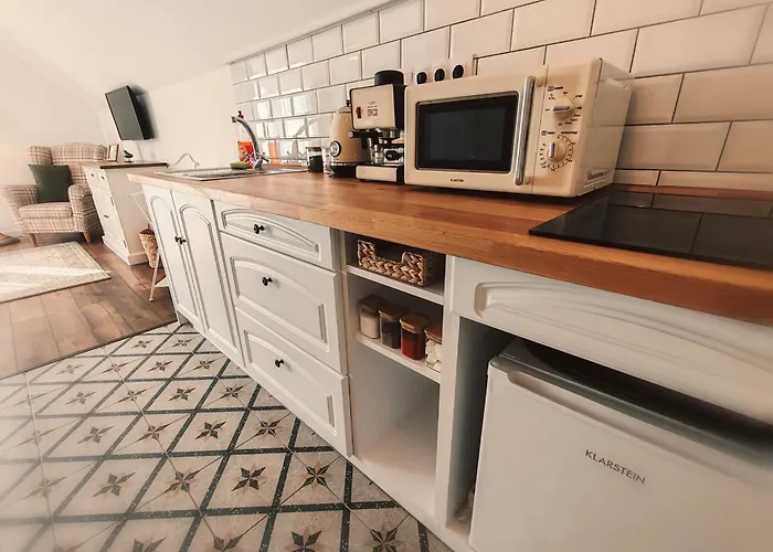 Elisoria Superiors בית הארחה